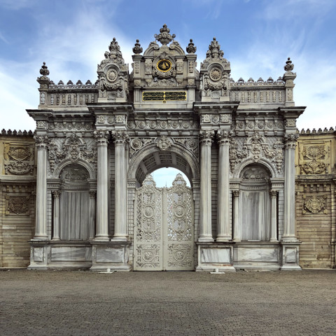 Dolmabahçe Sarayı Tarihi Giriş Kapısı Telifsiz ve Ücretsiz Resim
