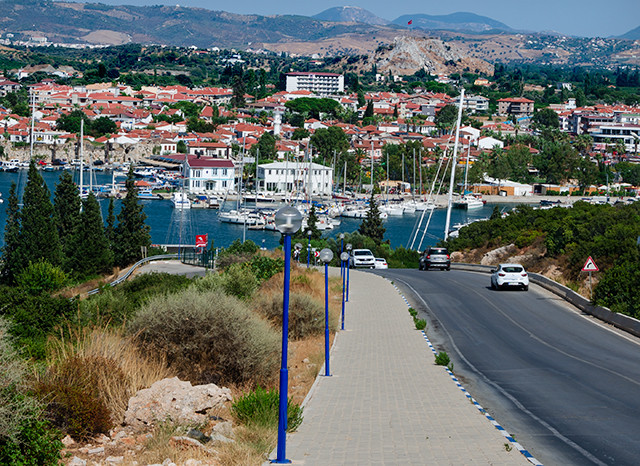 Sığacık Seferihisar Tepeden Görünüm