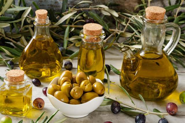 Zeytin Yağları ve Zeytinler 7. Zeytinyağı ve Yeşil Zeytinler