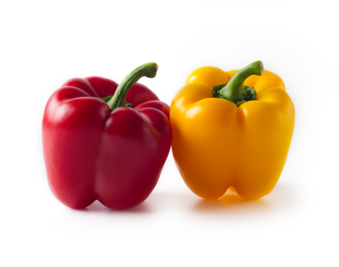 Renkli Dolmalık Biberler Beyaz Fonda